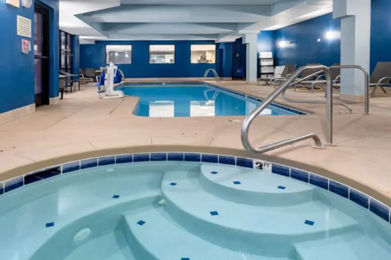 modhshx Hot Tub 940x627
