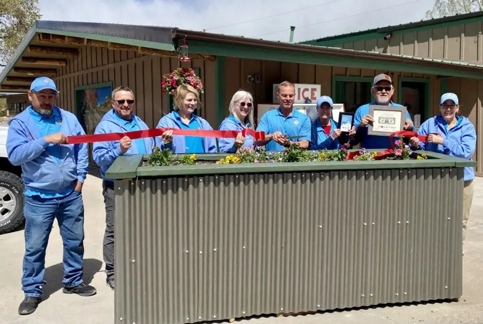 Flowers Ribbon Cutting X
